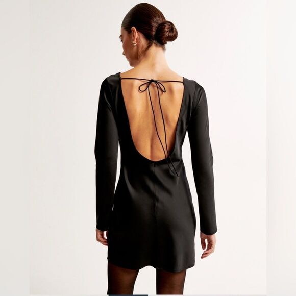 Abercrombie&Fitch open back black mini dress - Picture 1 of 6